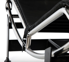 Load image into Gallery viewer, LE CORBUSIER STYLE CHAISE LOUNGE